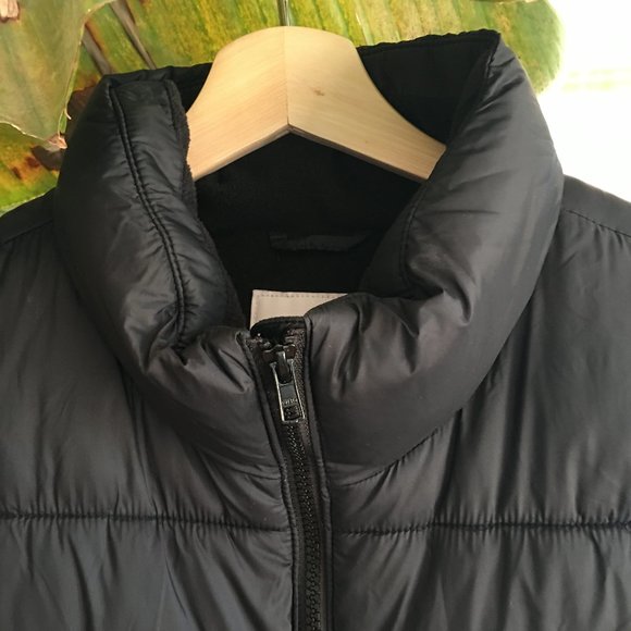 Black Puffer Vest - Picture 3 of 3